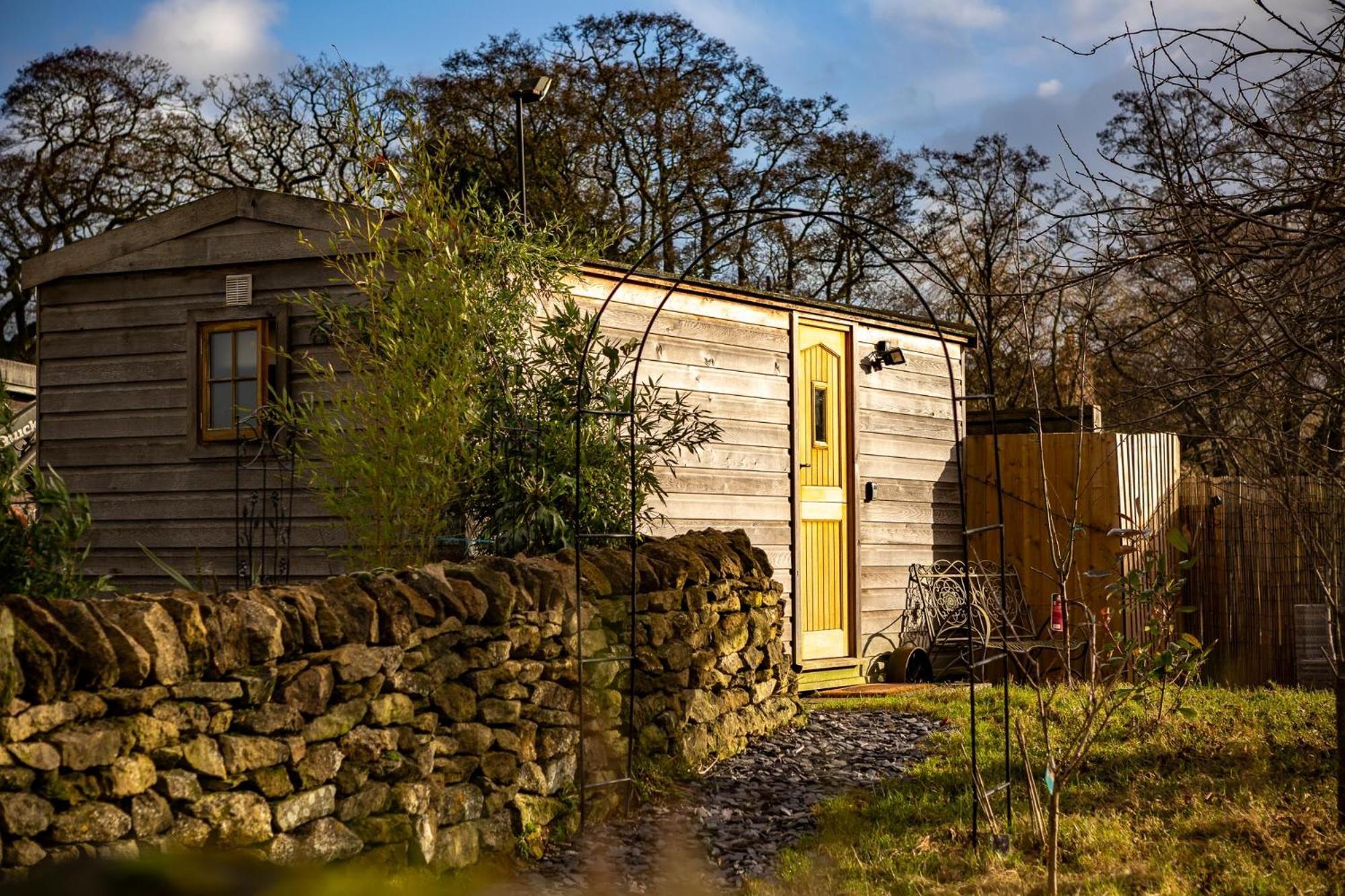 Shepherds Hut, West Ayton, Скарбъро Екстериор снимка
